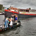 Hotelboat Angeline *