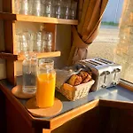 Hotelboat Angeline Hotel Amsterdam