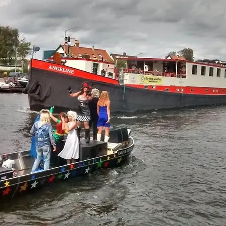 Hotelboat Angeline *