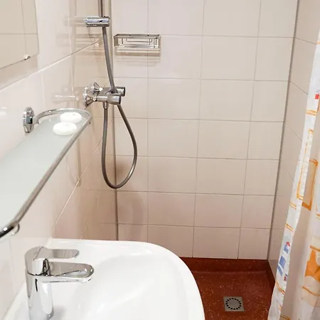 Hotelboat Angeline *