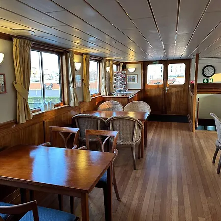 Hotelboat Angeline *