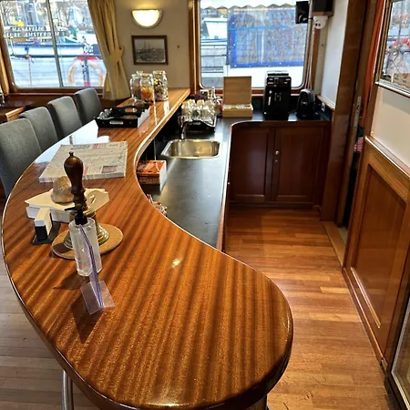 Ξενοδοχείο Hotelboat Angeline *