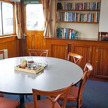 Hotelboat Angeline Hotel *