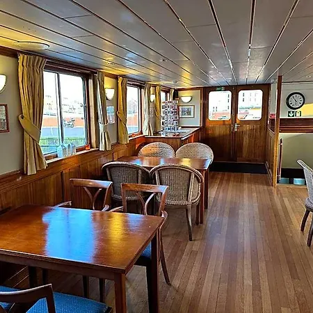 Hotelboat Angeline Hotel