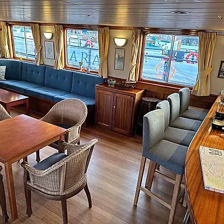 Hotelboat Angeline Hotel
