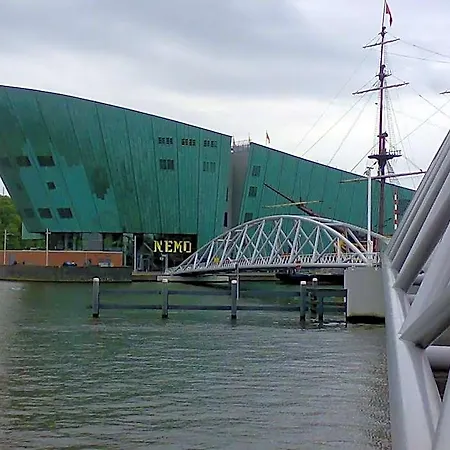 Hotel Hotelboat Angeline Amsterdam