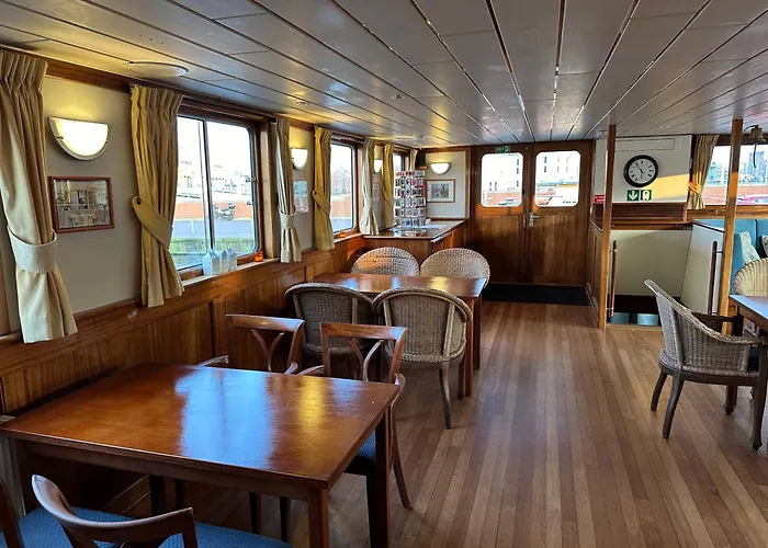 Hotelboat Angeline *