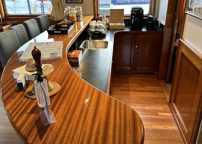 Hotel Hotelboat Angeline *