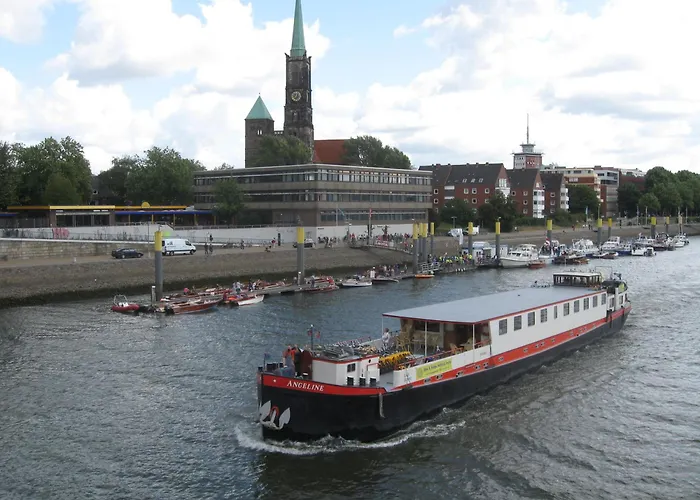 Hotelboat Angeline Amsterdam