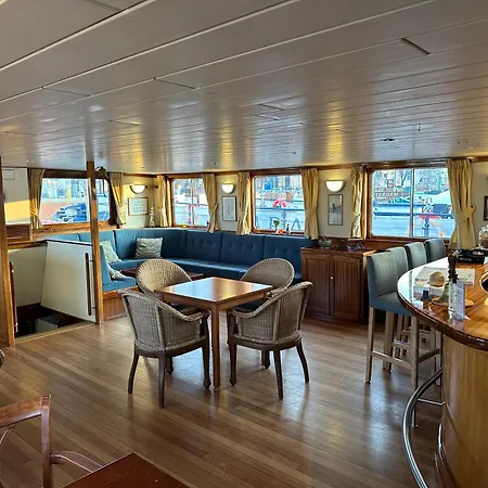 Hotelboat Angeline Hotel